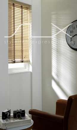 35 linen with 19mm Tape Window blind